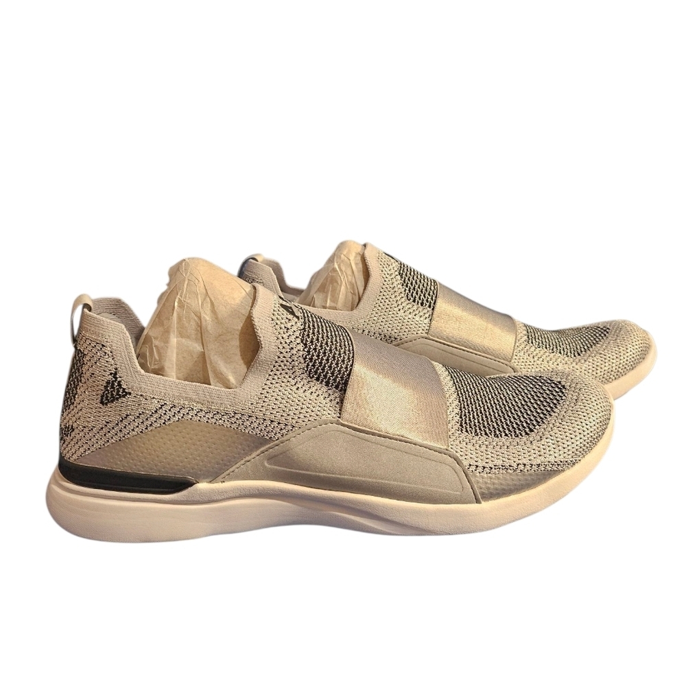 NEW APL Techloom Bliss Men 13-14 Lightest Running Shoe Slip On